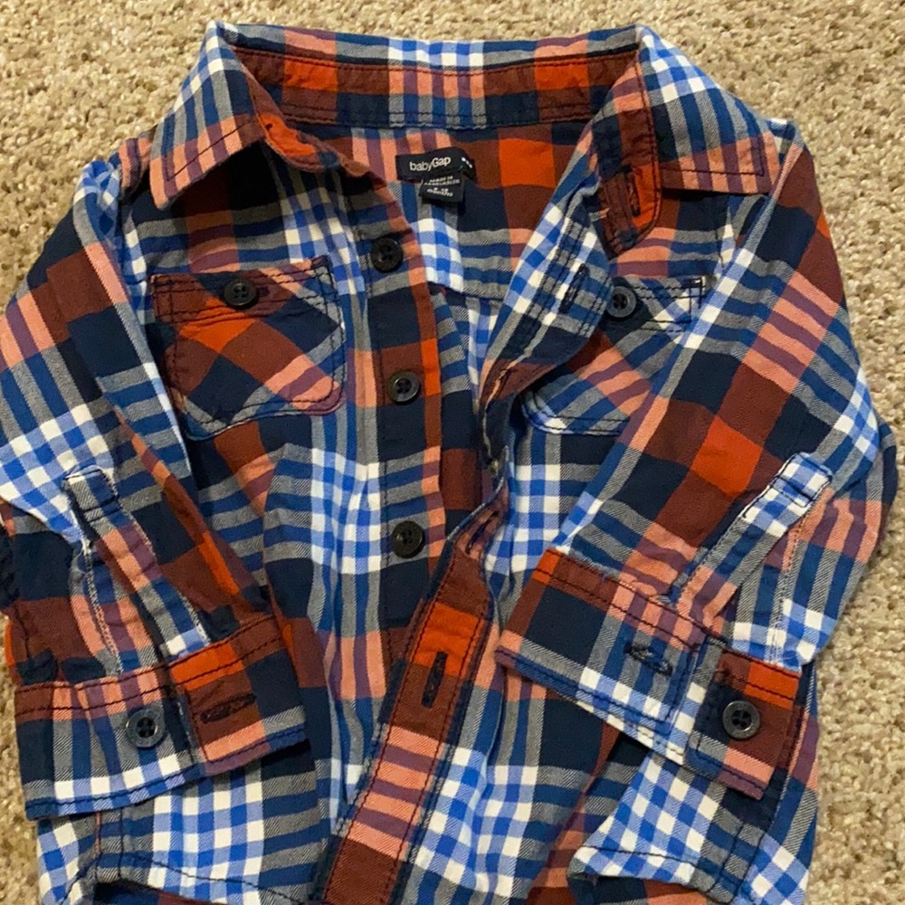 Baby gap shirt